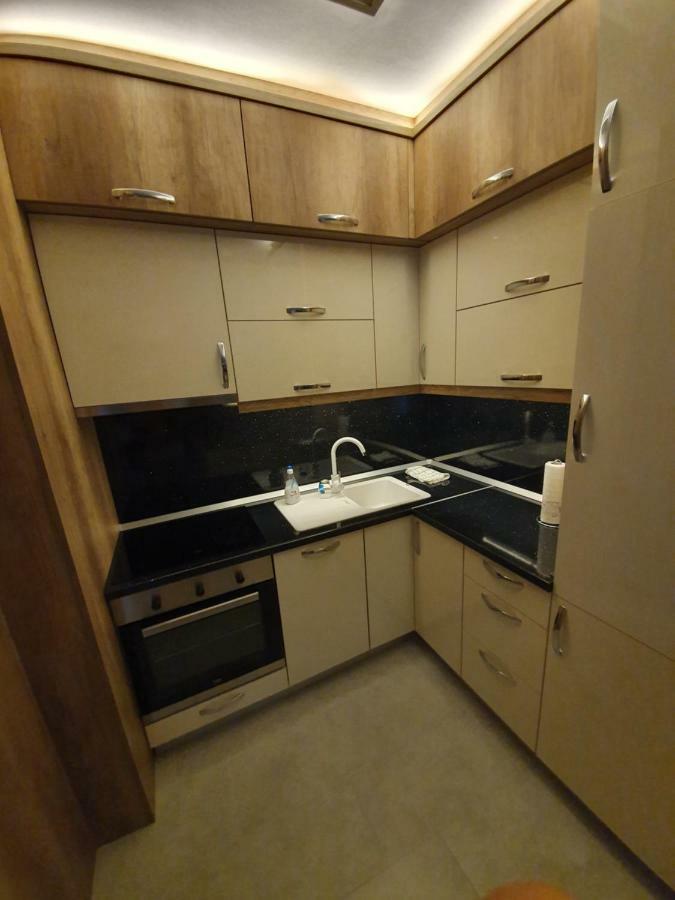 Apartman Lux Doboj Buitenkant foto